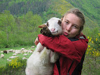 Elly Bio Pic 2 Elly Bio Pic 2